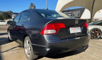 
										Honda Civic 2007 lleno									