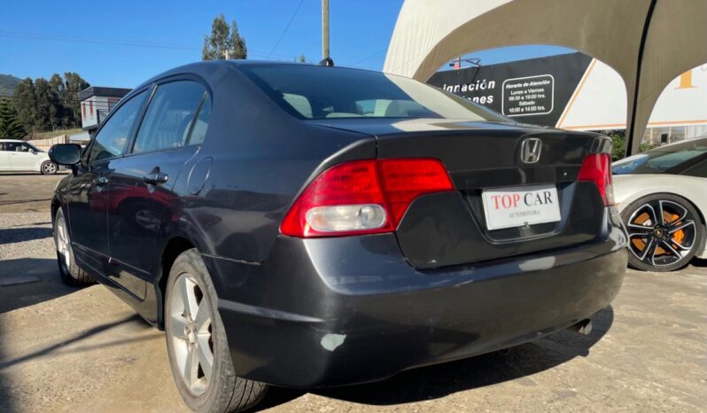 
								Honda Civic 2007 lleno									