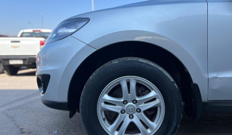 
								Hyundai Santa Fe 2.4 Año 2012 lleno									