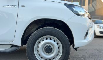 
										TOYOTA HILUX 2.4 DX AÑO 2019 lleno									