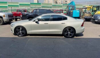 
										Volvo s60 ll T5 2020 lleno									