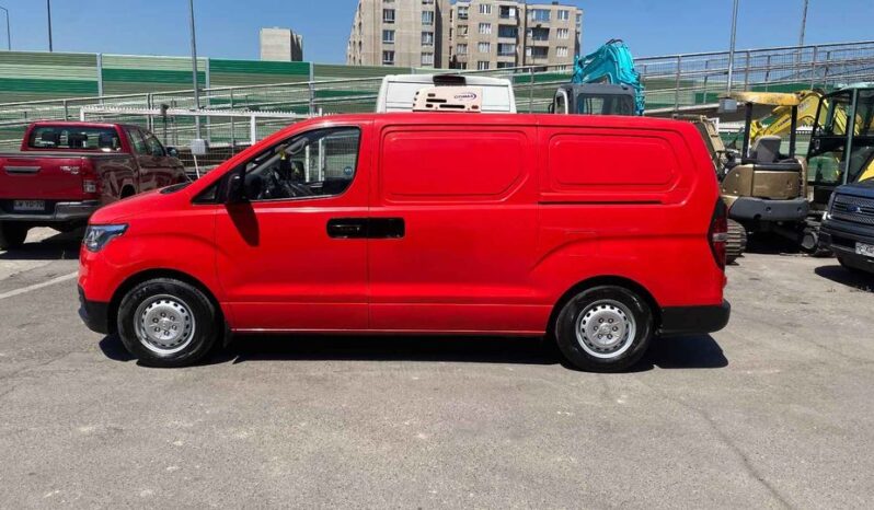 
								Hyundai h-1 2020 lleno									