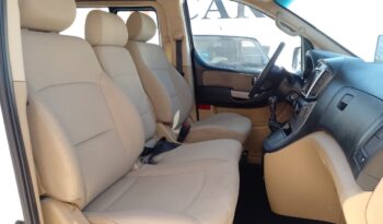 
										Hyundai H1 2020 Furgón pasajeros lleno									