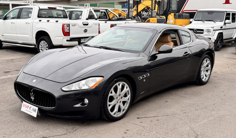 
								Maserati GranTurismo 2008 lleno									