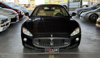 
										Maserati GranTurismo 2008 lleno									