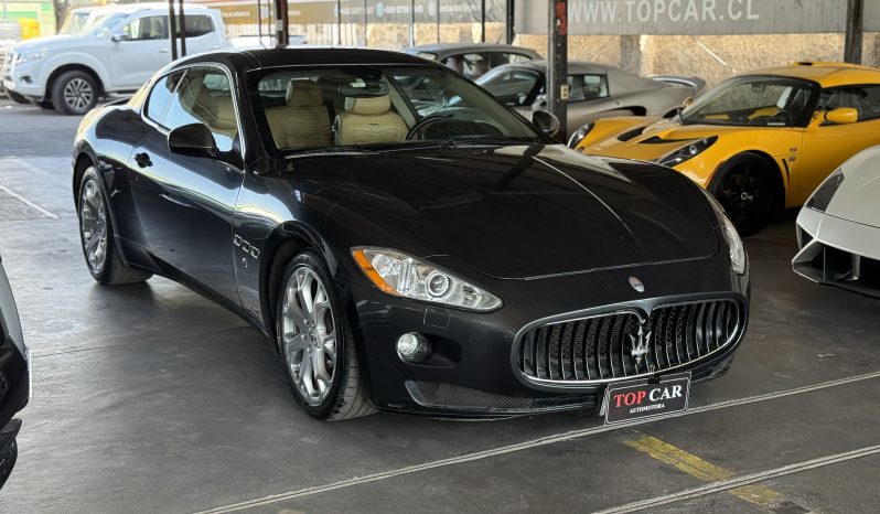 
								Maserati GranTurismo 2008 lleno									