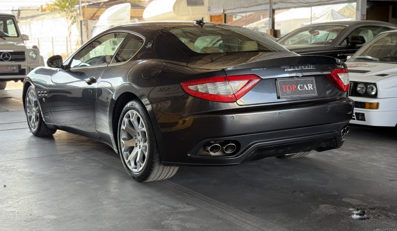 
								Maserati GranTurismo 2008 lleno									