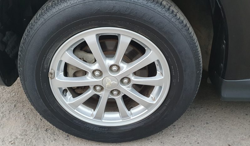
								Mitsubishi ASX 2011 lleno									