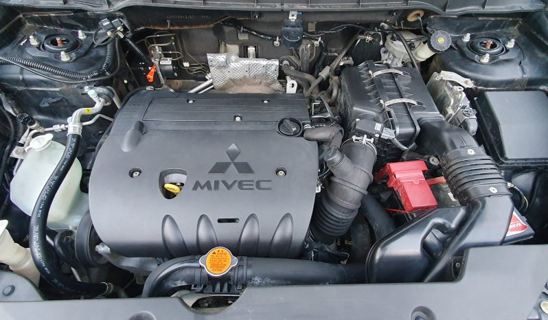 
								Mitsubishi ASX 2011 lleno									