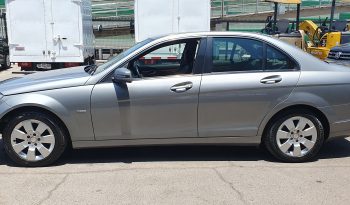 
										Mercedes Benz C180 2011 lleno									