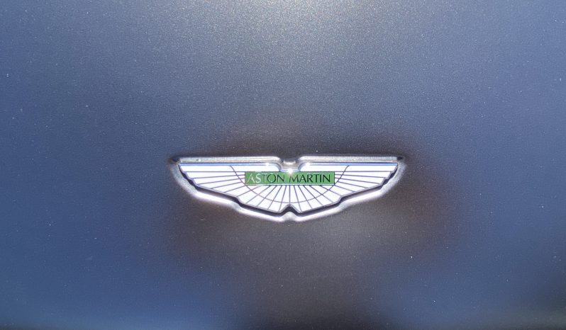 
								Aston Martin DB9 año 2012 lleno									