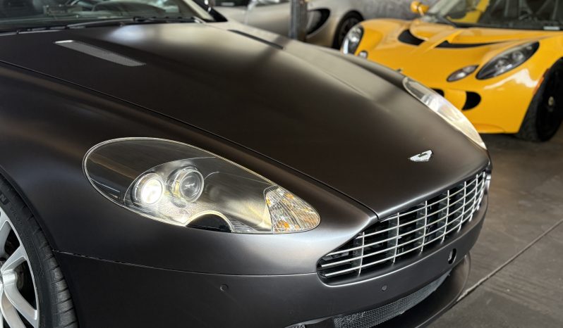
								Aston Martin DB9 año 2012 lleno									