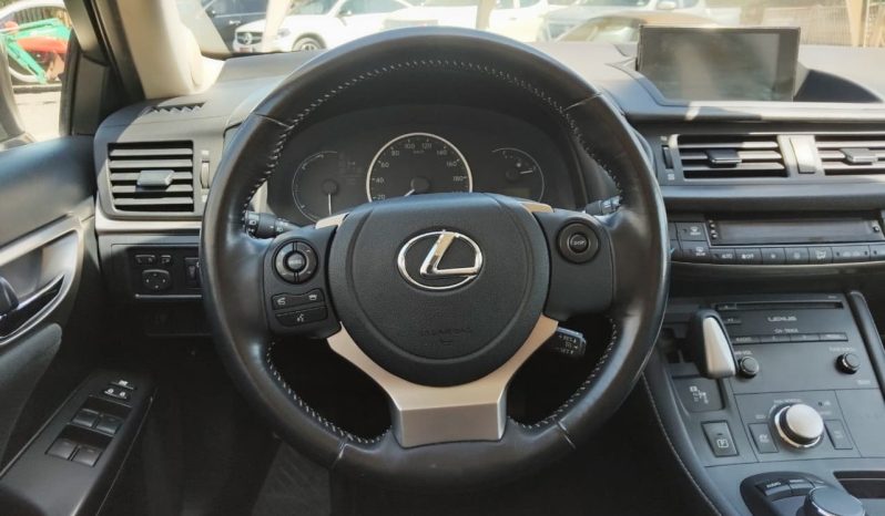 
								LEXUS NEW CT200 Híbrido 2018 lleno									