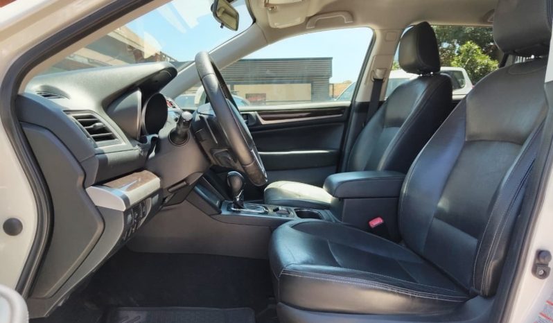 
								SUBARU ALL NEW OUTBACK PREMIIUM CVT AUT 2.5i 2015 lleno									