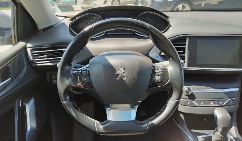 
								PEUGEOT 308 ALLURE 1.6 Automático 2019 lleno									