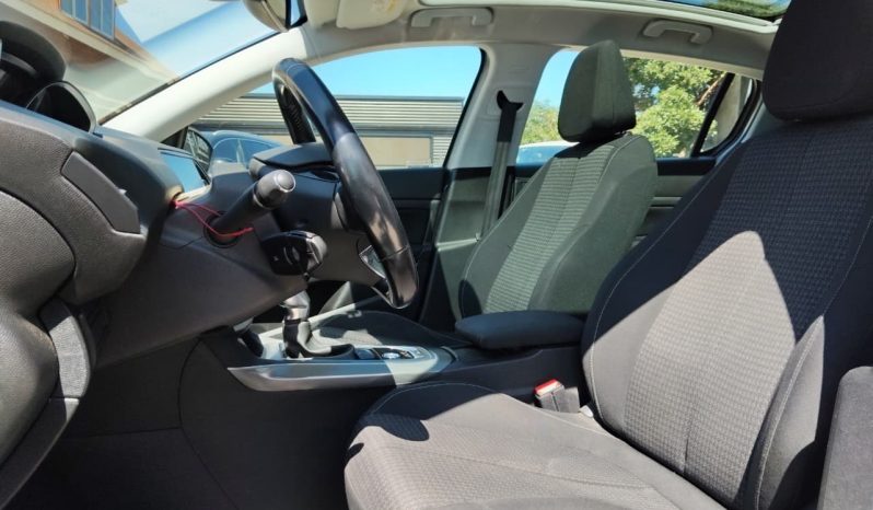
								PEUGEOT 308 ALLURE 1.6 Automático 2019 lleno									