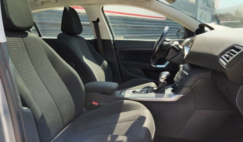 
								PEUGEOT 308 ALLURE 1.6 Automático 2019 lleno									