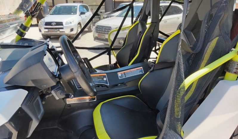 
								BRP CAN-AM Maverick 1000 Max XDS 4P 2015 lleno									