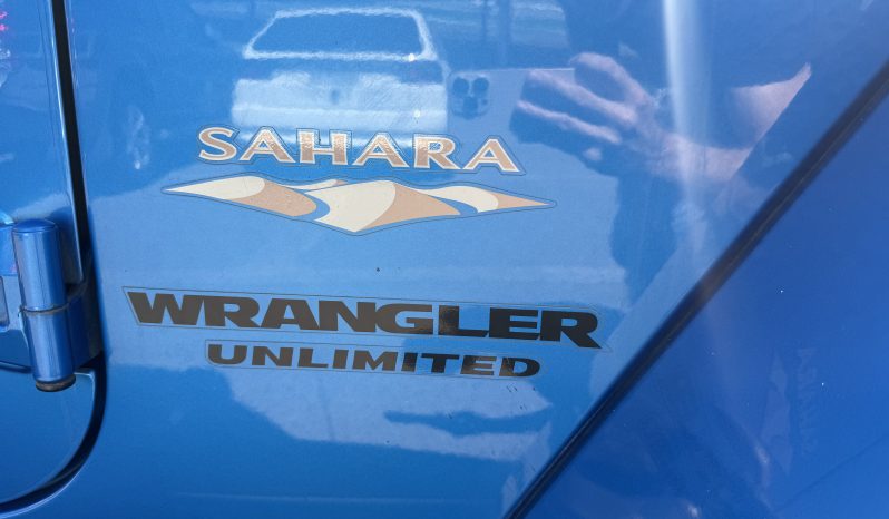 
								JEEP WRANGLER SAHARA 4X4 2015 lleno									