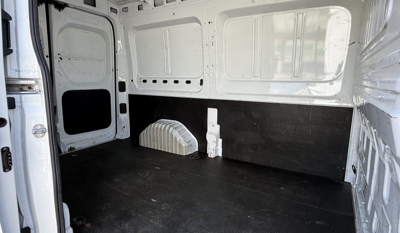 
								MAXUS V90 2.0 Diesel 2021 lleno									