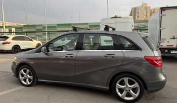 
										Mercedes Benz B180 DIESEL 2014 lleno									