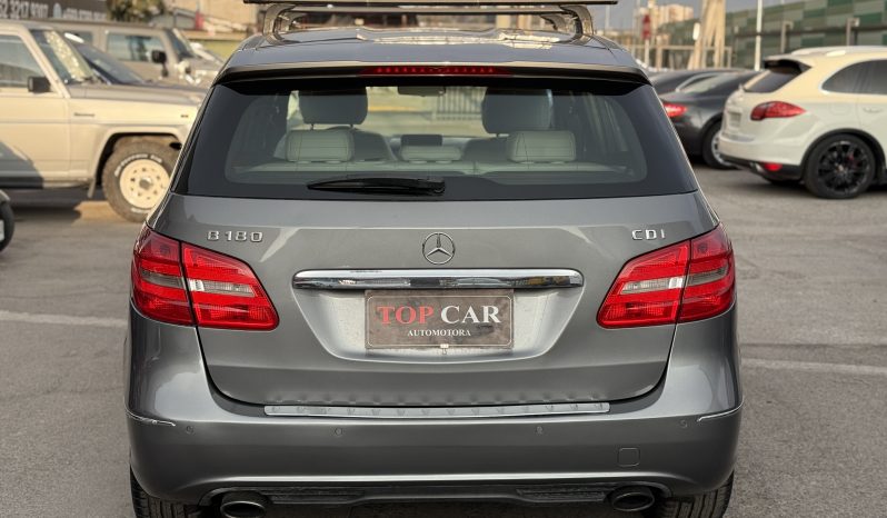 
								Mercedes Benz B180 DIESEL 2014 lleno									