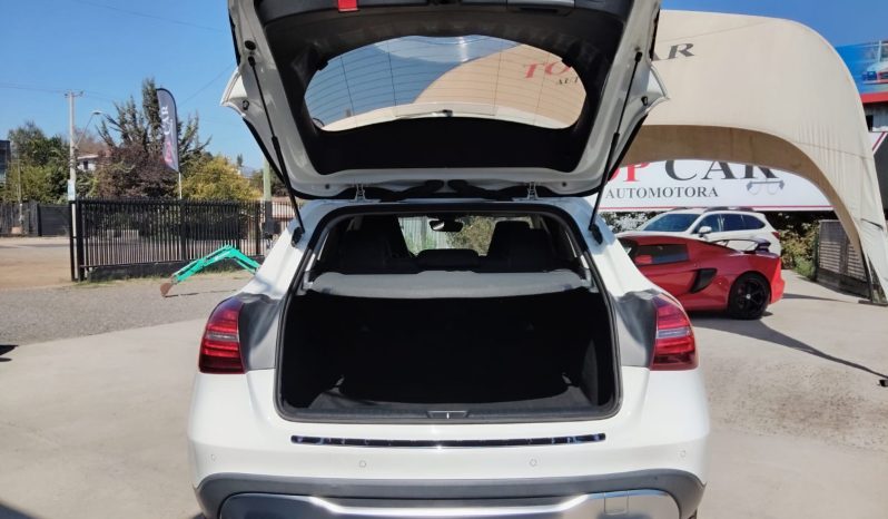 
								Mercedes Benz GLA 200 Turbo 2019 lleno									