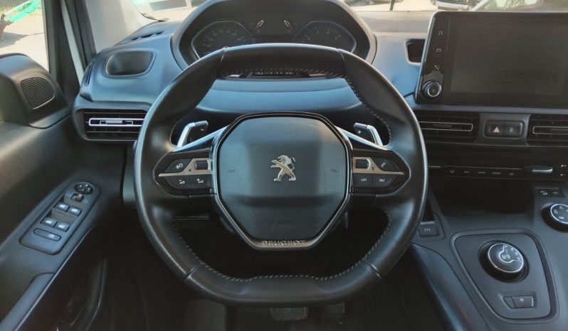 
								PEUGEOT RIFTER 1.2 Automático 2022 lleno									