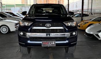 
										Toyota 4Runner Limited 4×4 lleno									