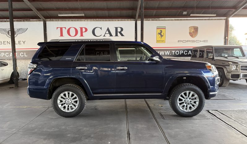 
								Toyota 4Runner Limited 4×4 lleno									