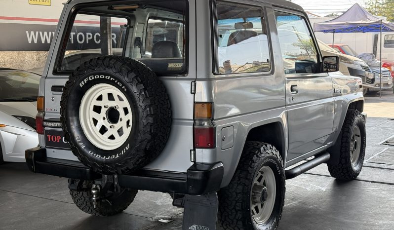 
								Dahiatsu Rocky 1989 2.0 4×4 lleno									
