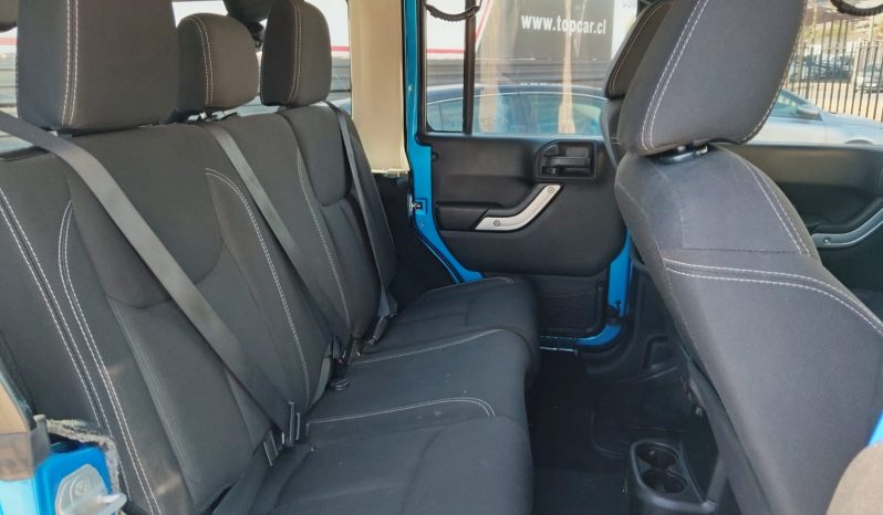 
								JEEP WRANGLER UNLIMITED SAHARA 4X4 Turbo Diesel 2015 lleno									