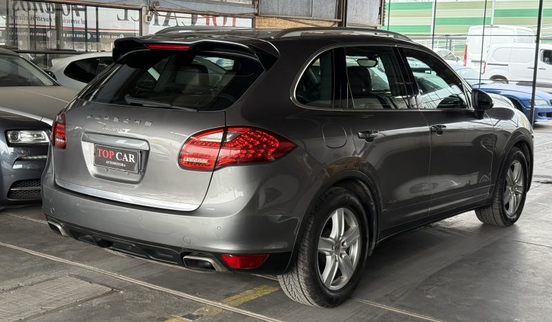 
								Porsche Cayenne año 2012 lleno									