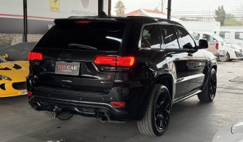 
										Jeep Grand Cherokee SRT8 año 2014 lleno									