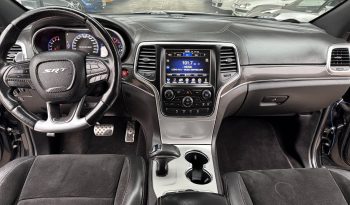 
										Jeep Grand Cherokee SRT8 año 2014 lleno									