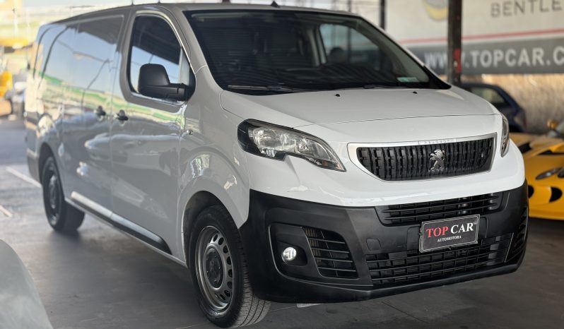 
								Peugeot Expert 2024 lleno									