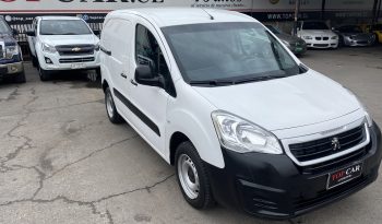 
										Peugeot Partner 2019 lleno									