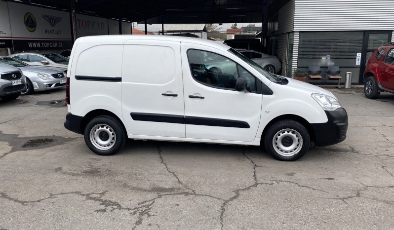 
								Peugeot Partner 2019 lleno									