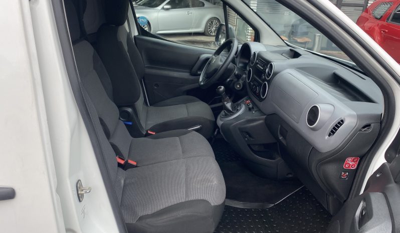 
								Peugeot Partner 2019 lleno									