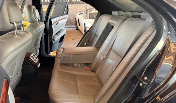 
										Mercedes Benz S500 año 2008 lleno									