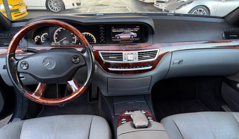 
								Mercedes Benz S500 año 2008 lleno									