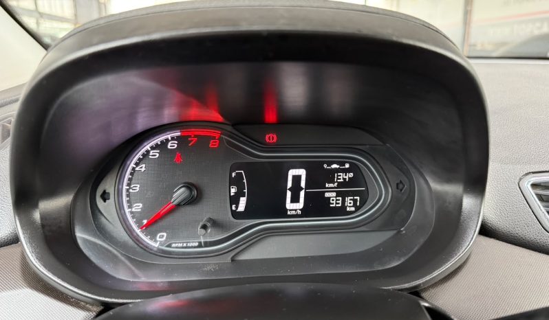 
								Chevrolet Prisma 1.4 año 2019 lleno									