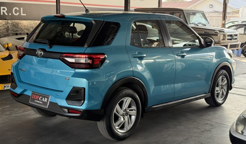 
								Toyota Raize 2023 lleno									