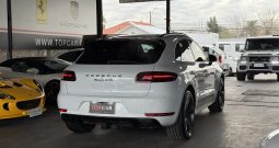 Porsche Macan GTS 2017