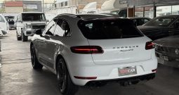 Porsche Macan GTS 2017