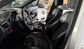 
										Porsche Macan GTS 2017 lleno									