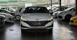 Hyundai Elantra 2022