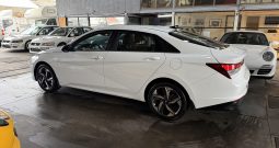 Hyundai Elantra 2022