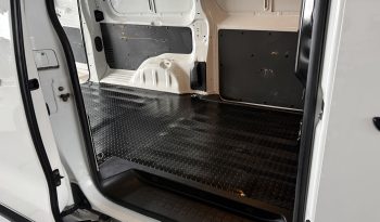 
										Peugeot Expert 2021 L2 lleno									