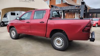 TOYOTA HILUX DX 4X4 2.4 Turbo Diesel 2019